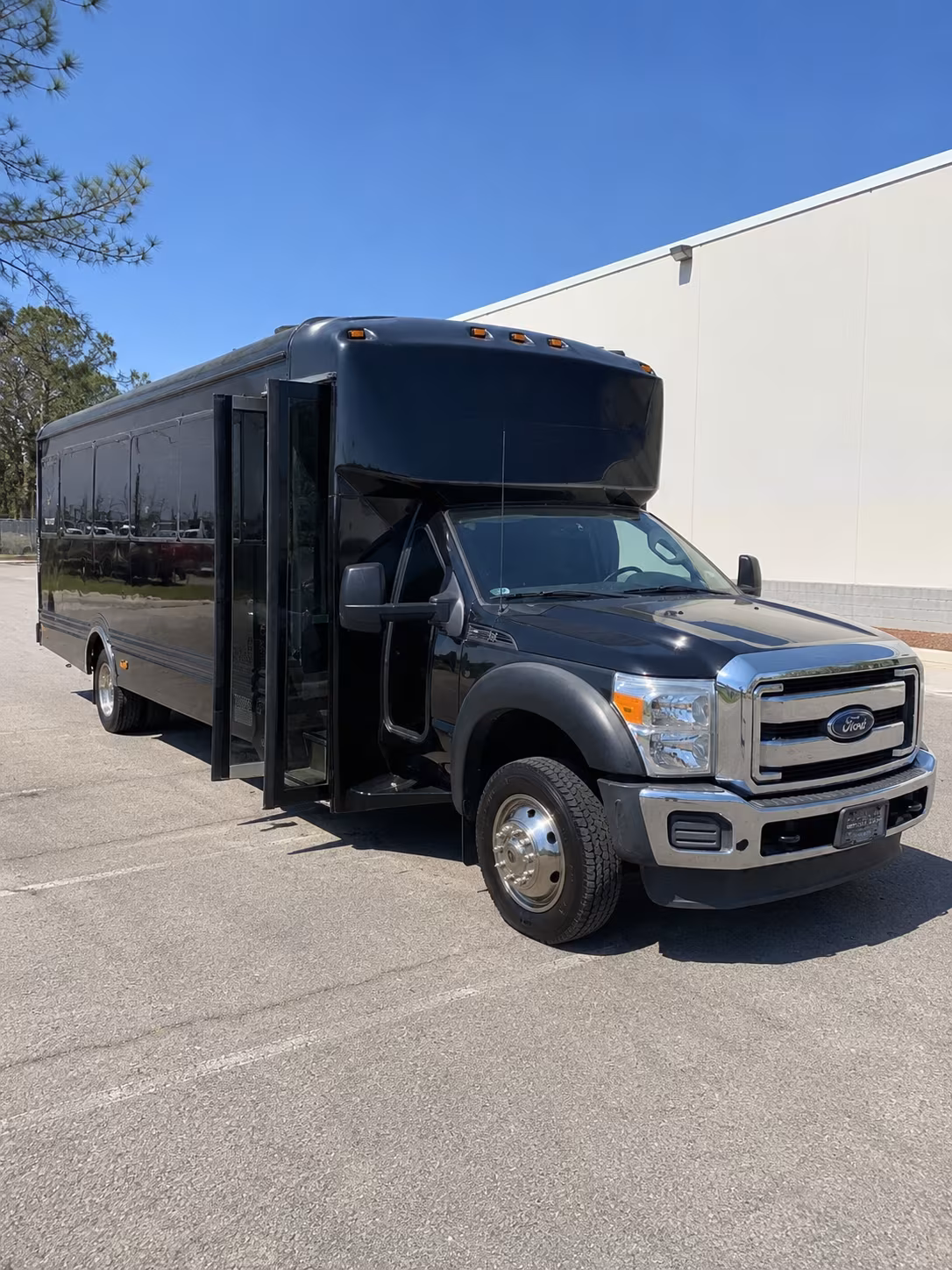 Waco Homecoming & Prom Party Bus Rentals